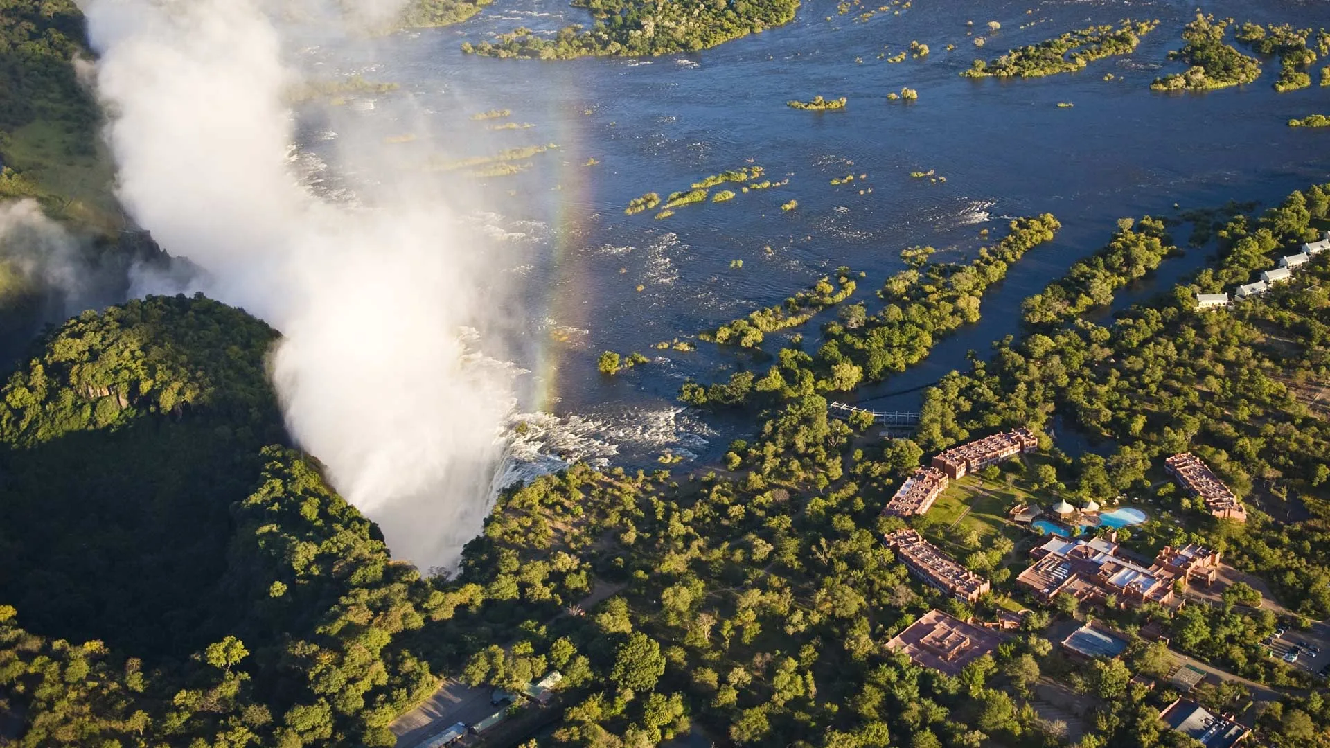 Avani Victoria Falls Resort