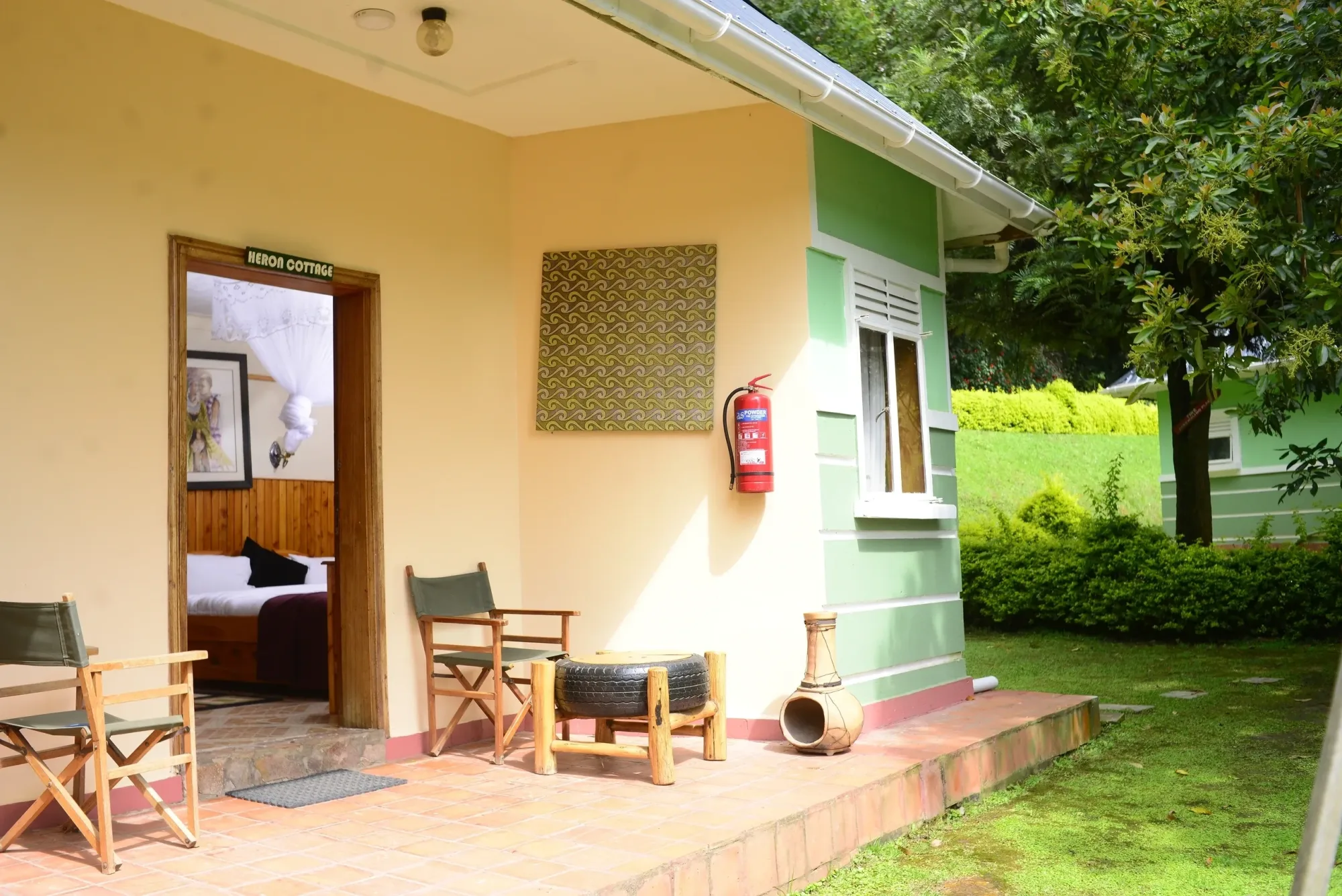 Private garden cottage