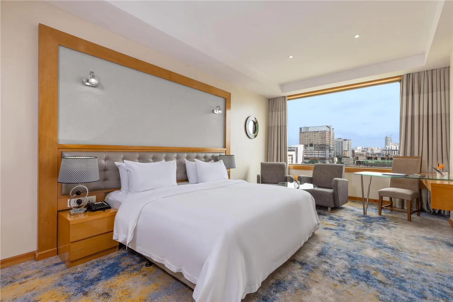 Superior king room