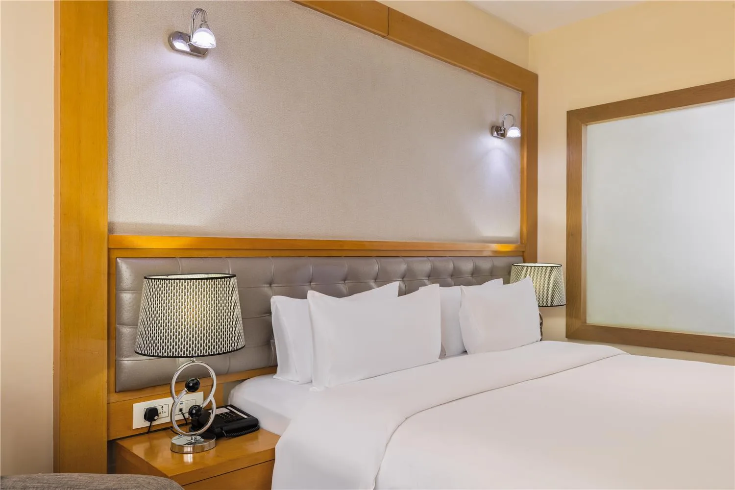 Standard guest room