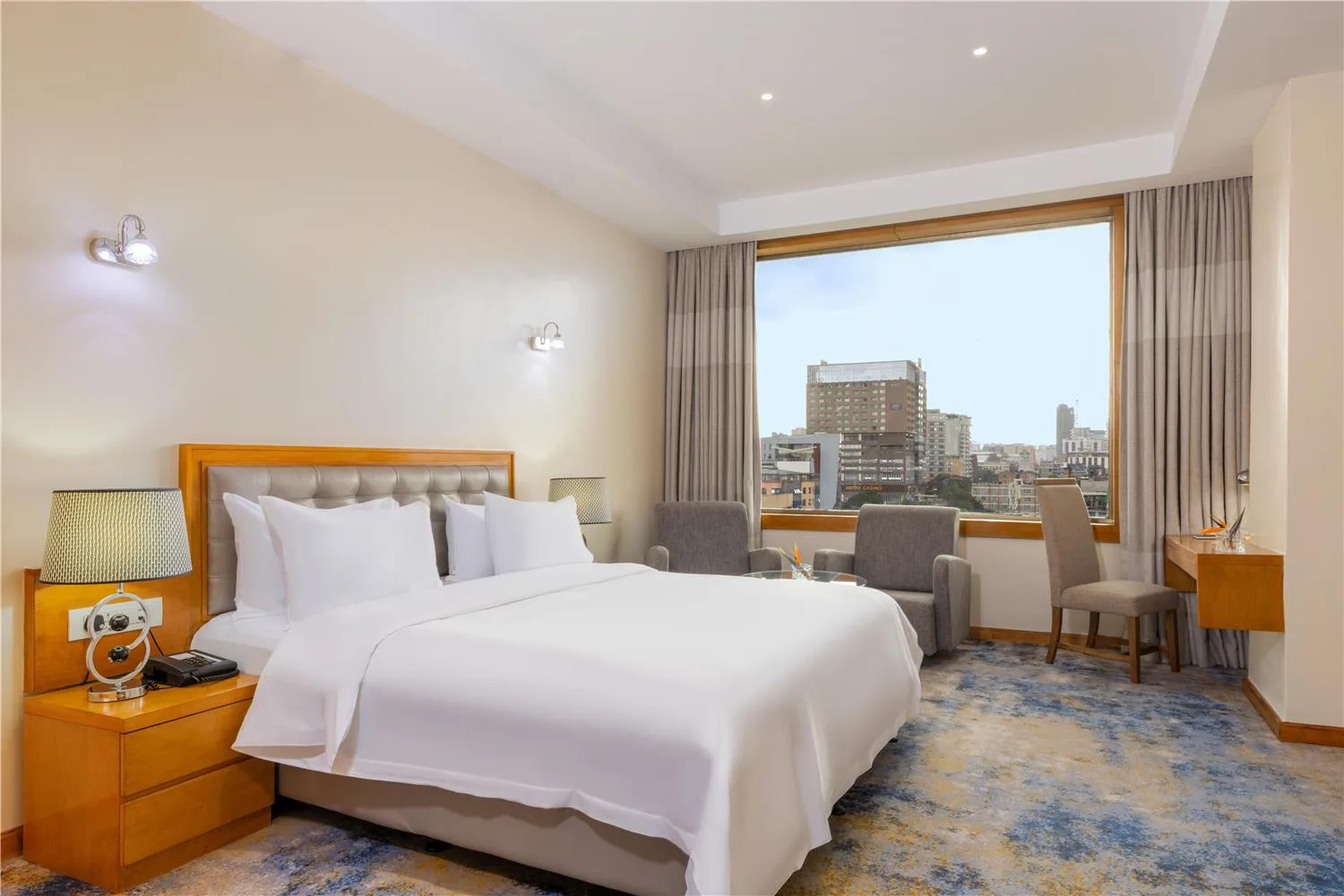 City-view junior suite