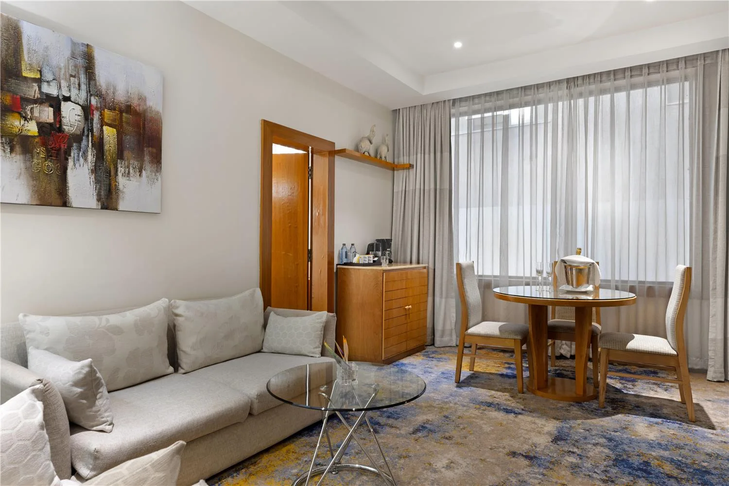 Business suite lounge