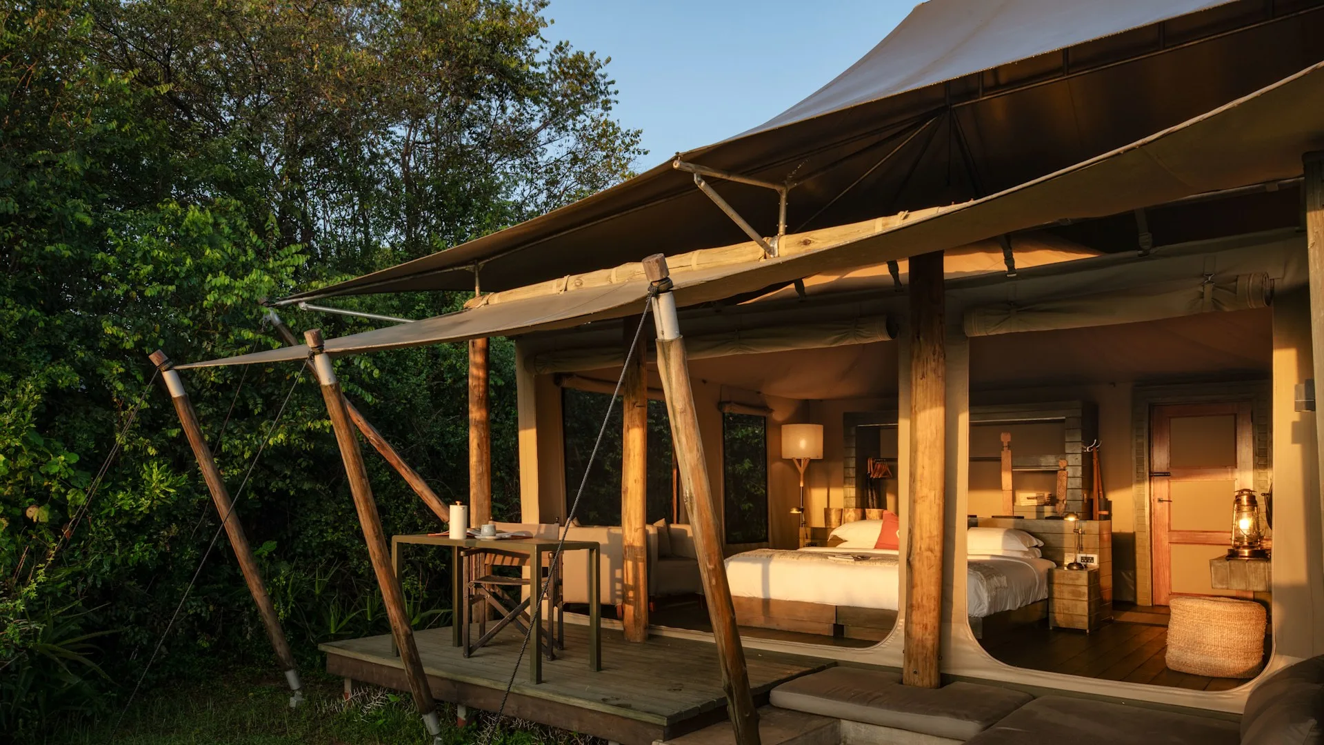 Private tent viewing deck
