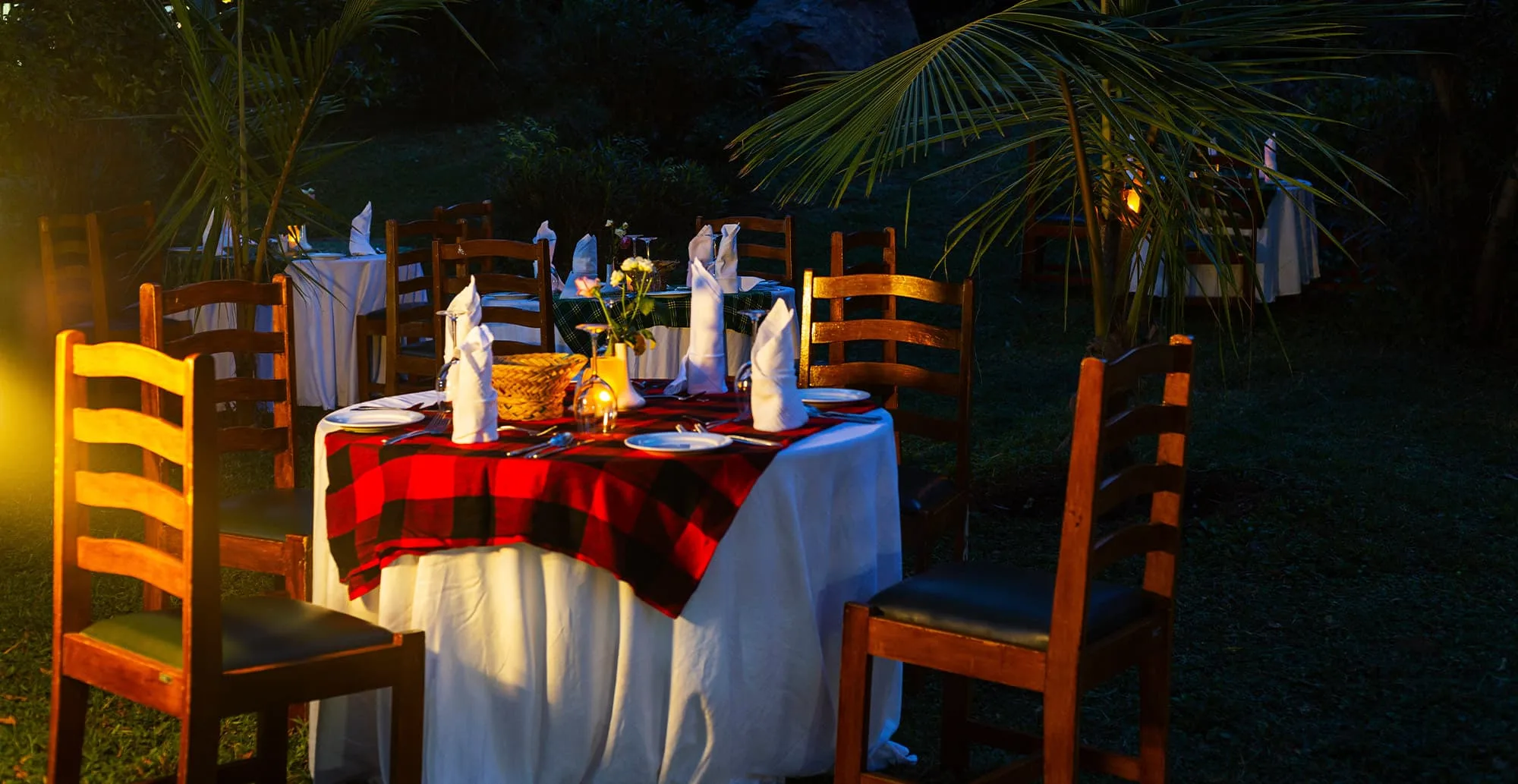 Candlelit outdoor dining