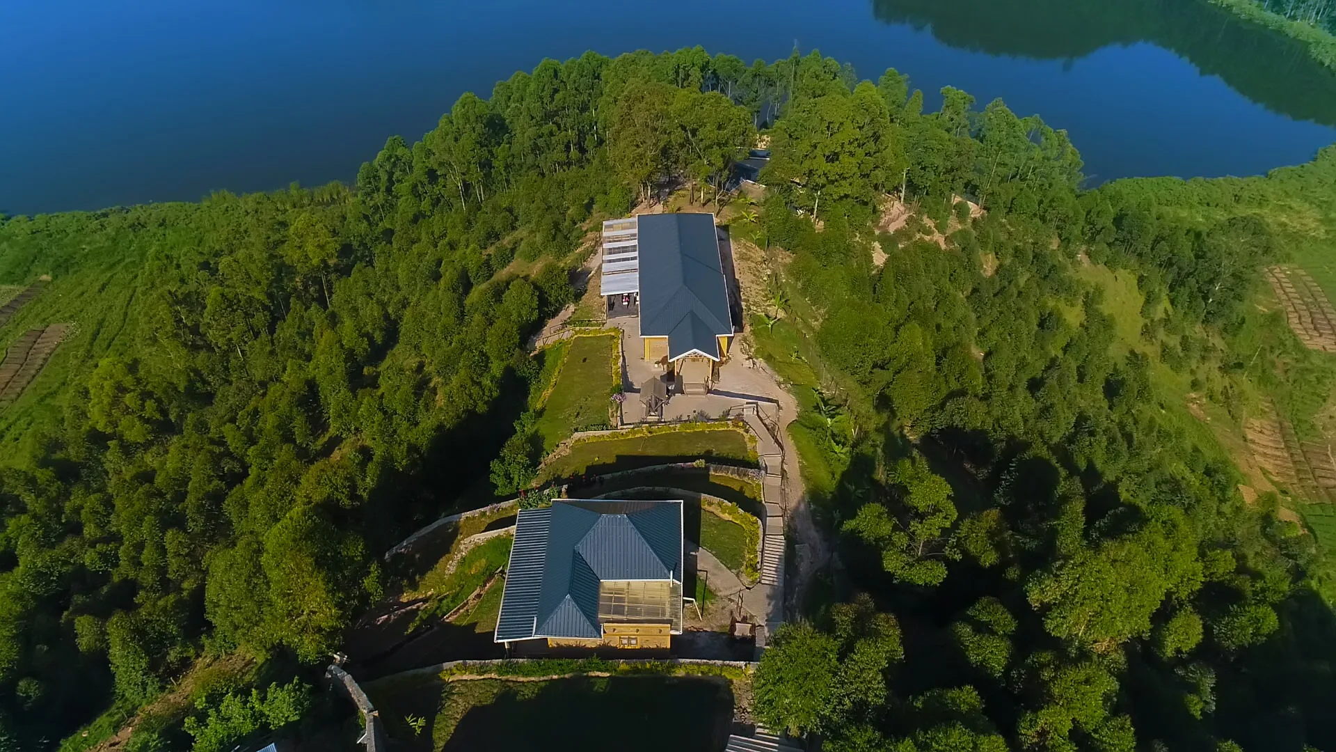 Lake Mulehe Gorilla Lodge