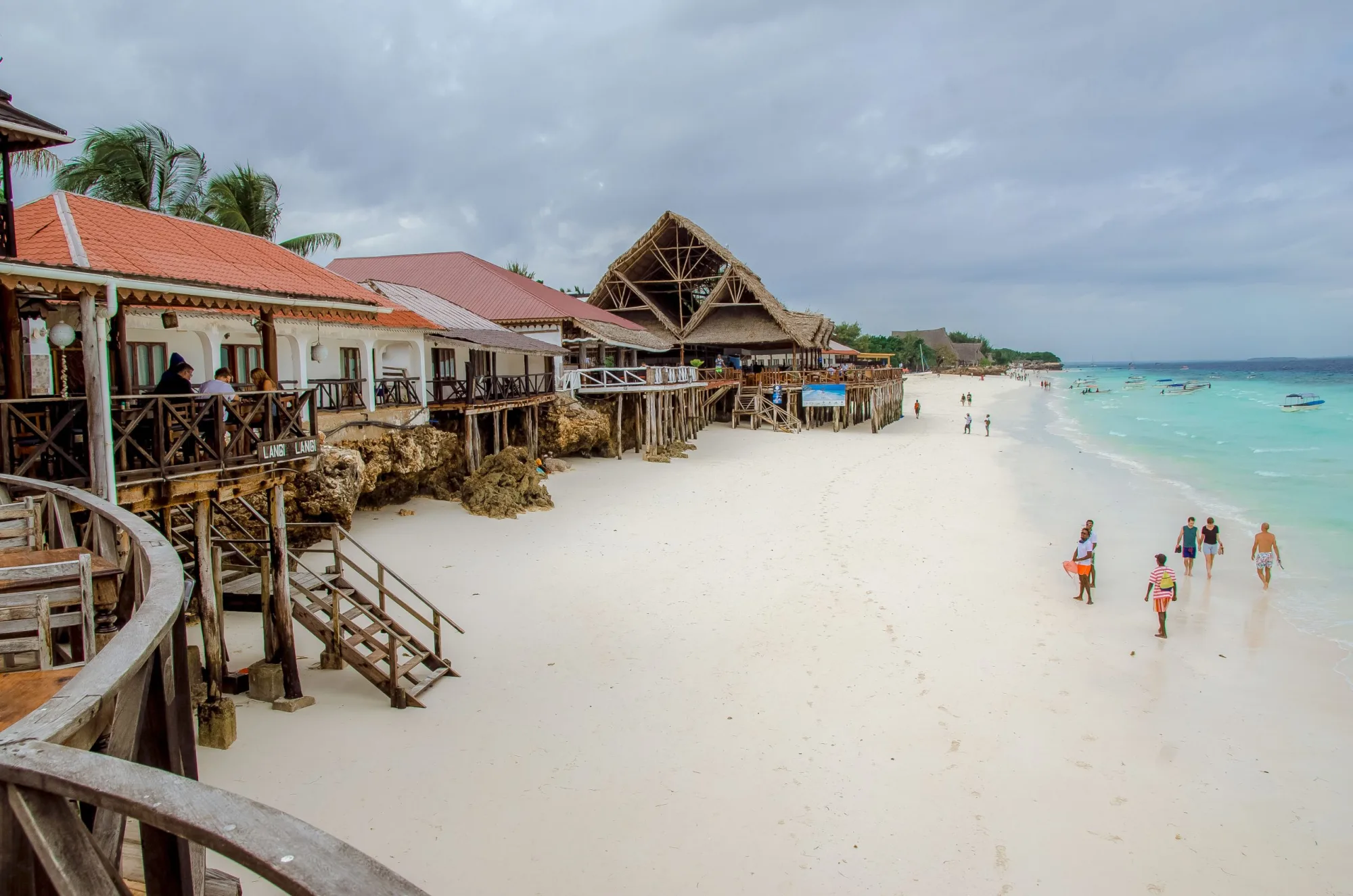 Langi Langi Beach Hotel
