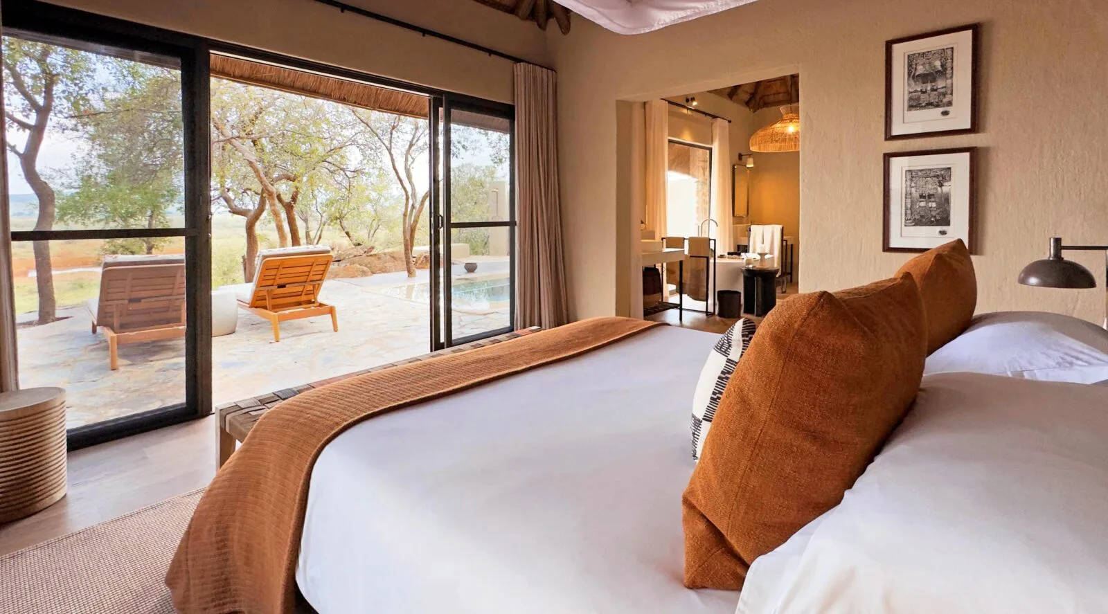 Reserve-view luxury suite