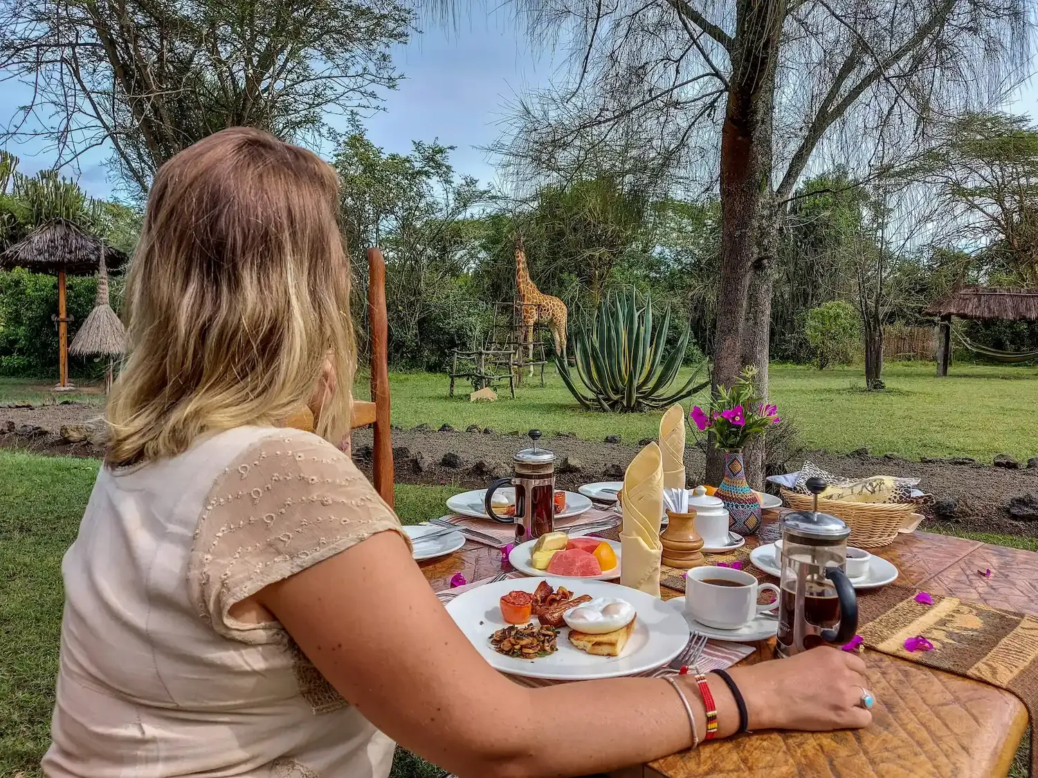 Garden breakfast with giraffes