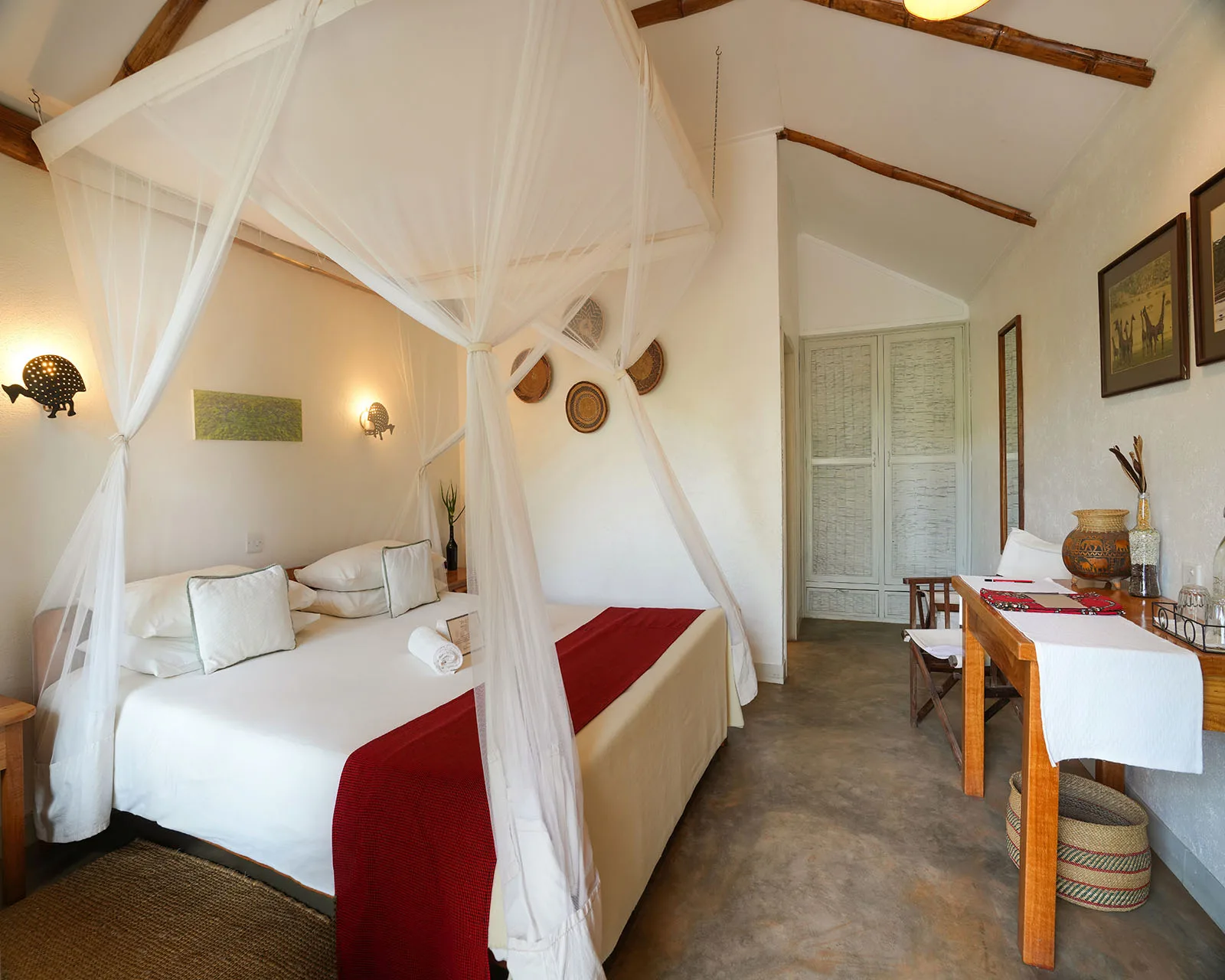 En-suite cottage room