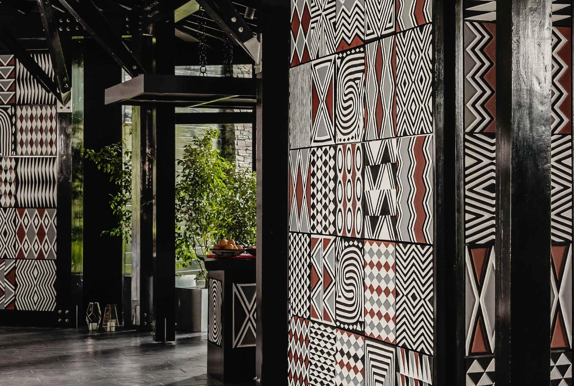 A tea-inspired lounge connects guest suites, echoing the plantation surrounding the resort.