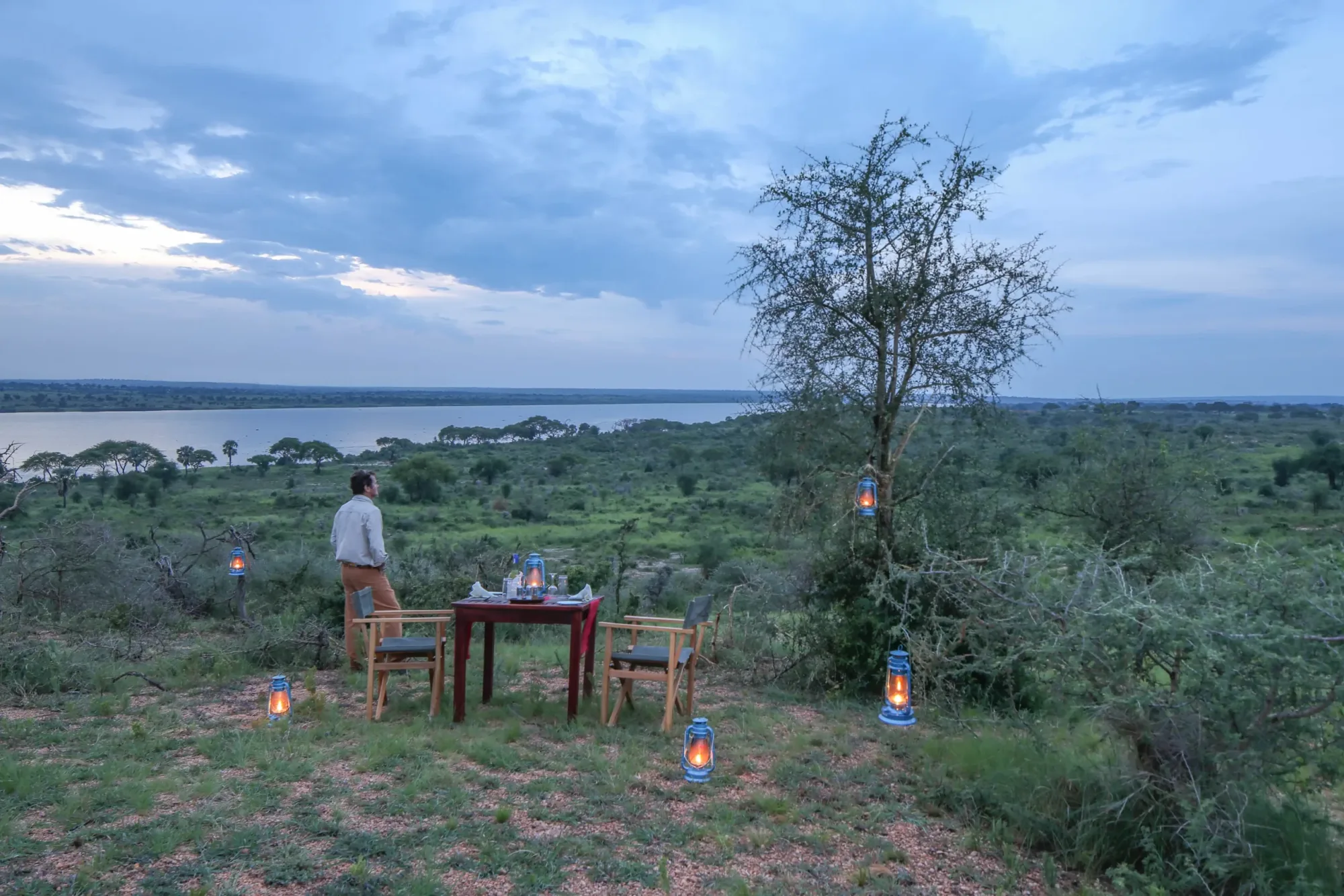 Lantern-lit bush dining