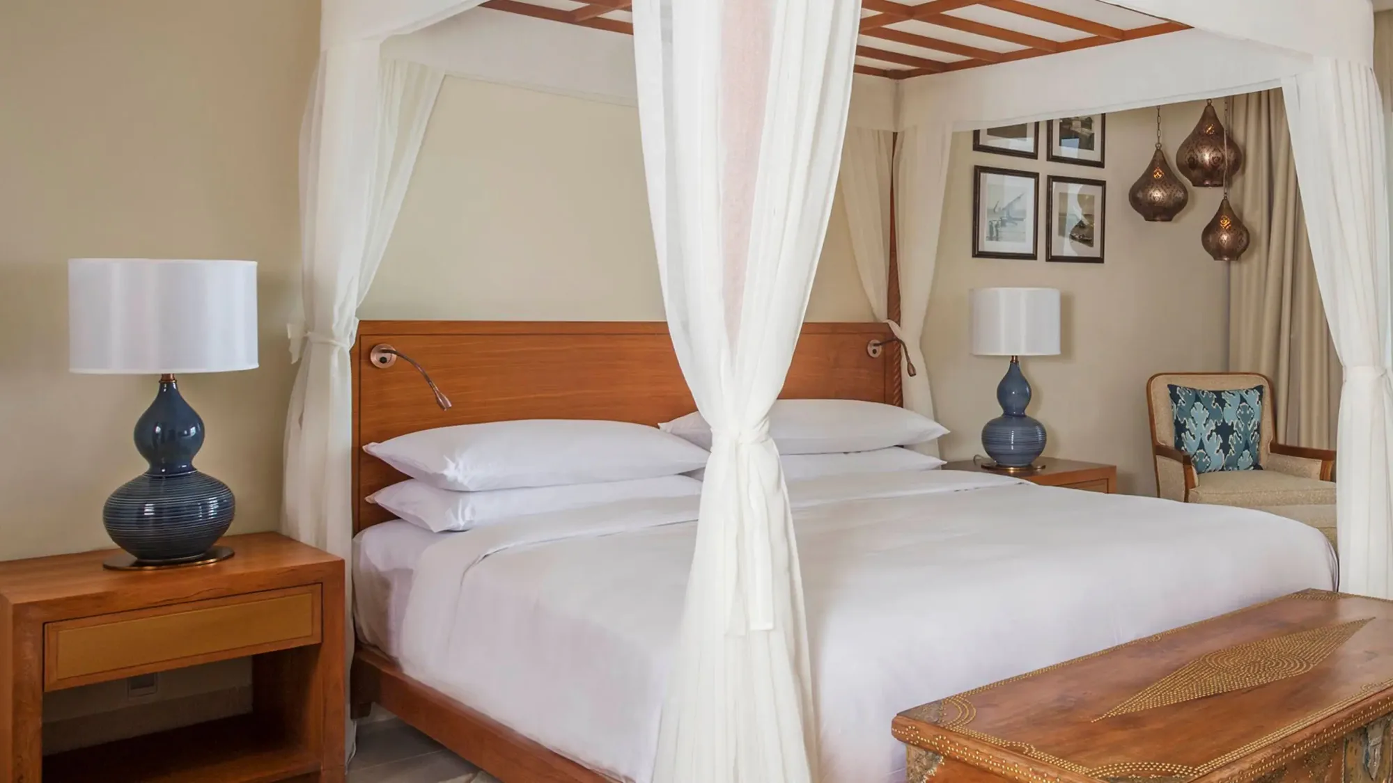 Park King room with ocean view