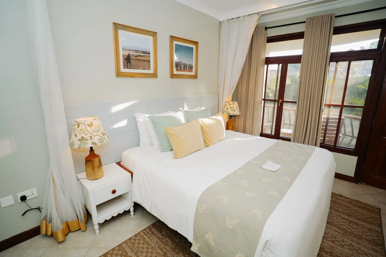 Deluxe guest room
