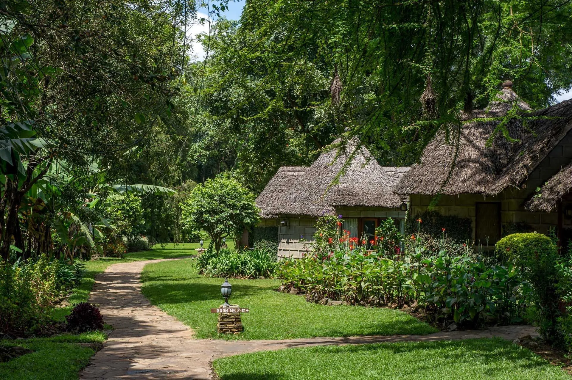 Lake Duluti gardens