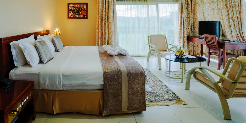 Deluxe guest room