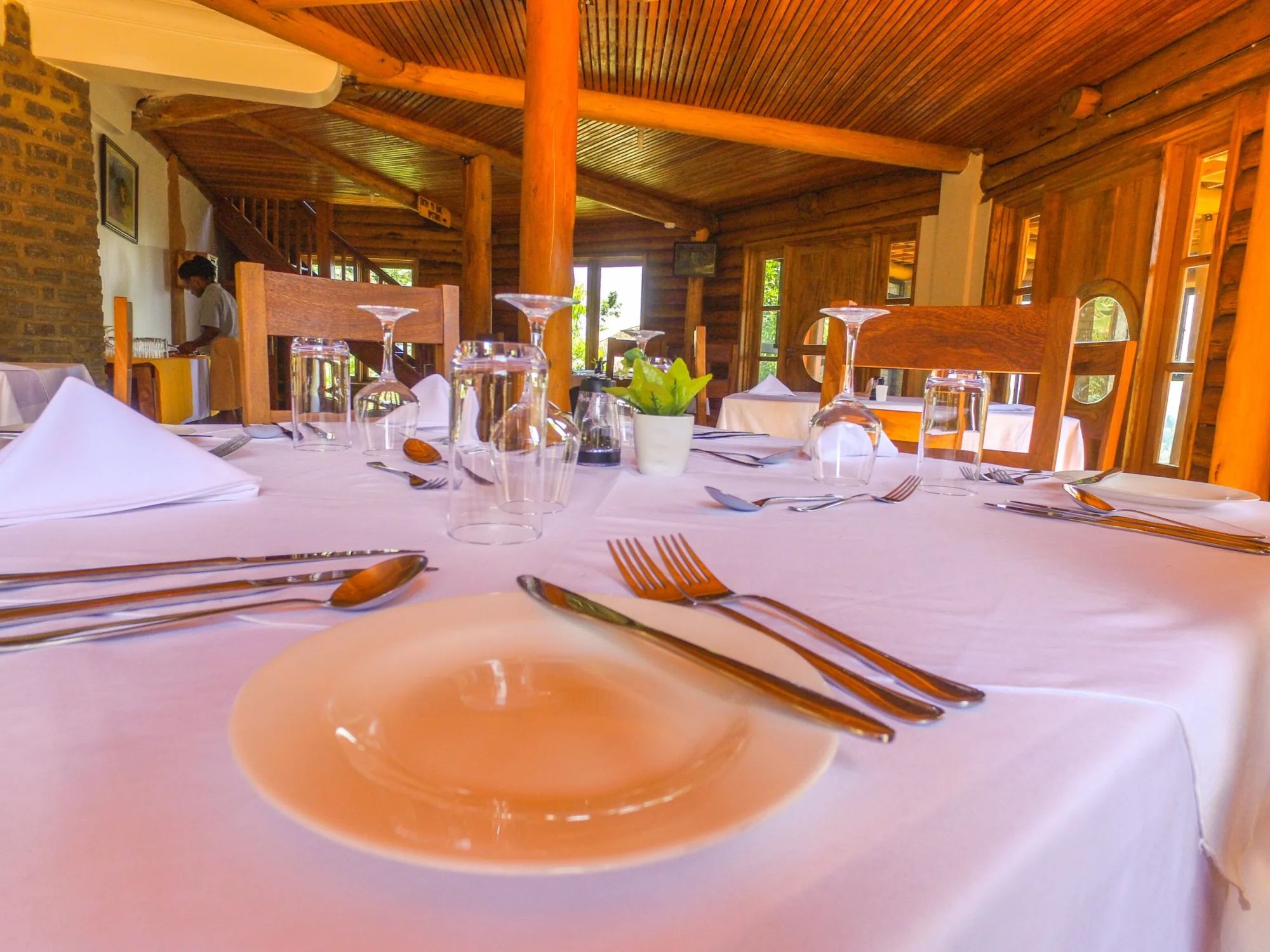 Full-board dining room