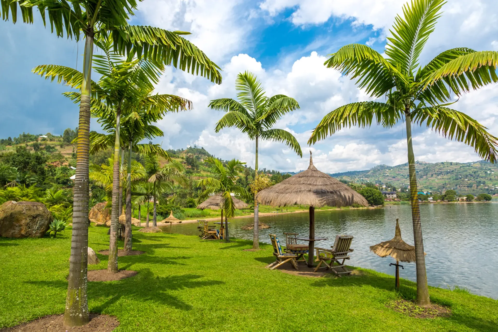 4 Days Gorilla Tracking Lake Kivu